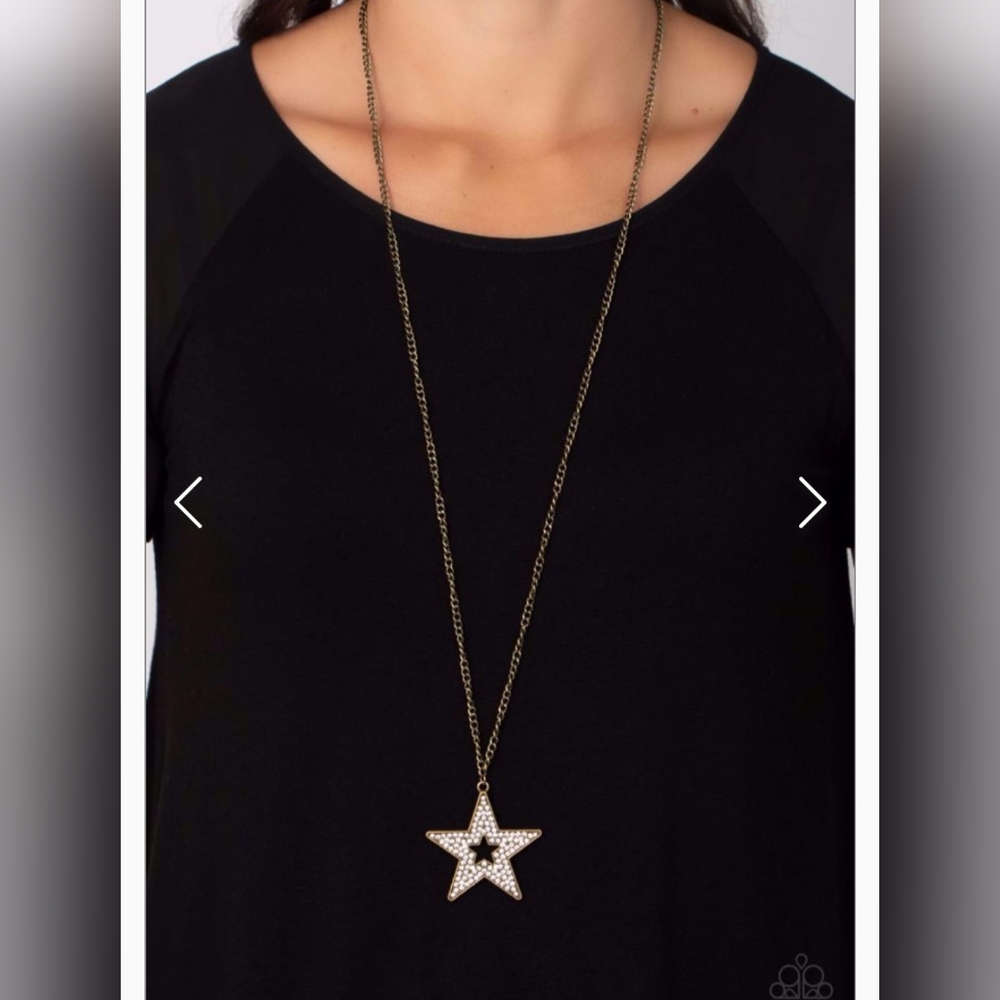 Superstar Stylish Brass Necklace Rhinestones with earrings STAR 🌟 - Picture 2 of 5